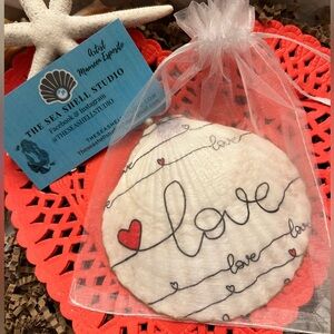 decoupage large scallop shell